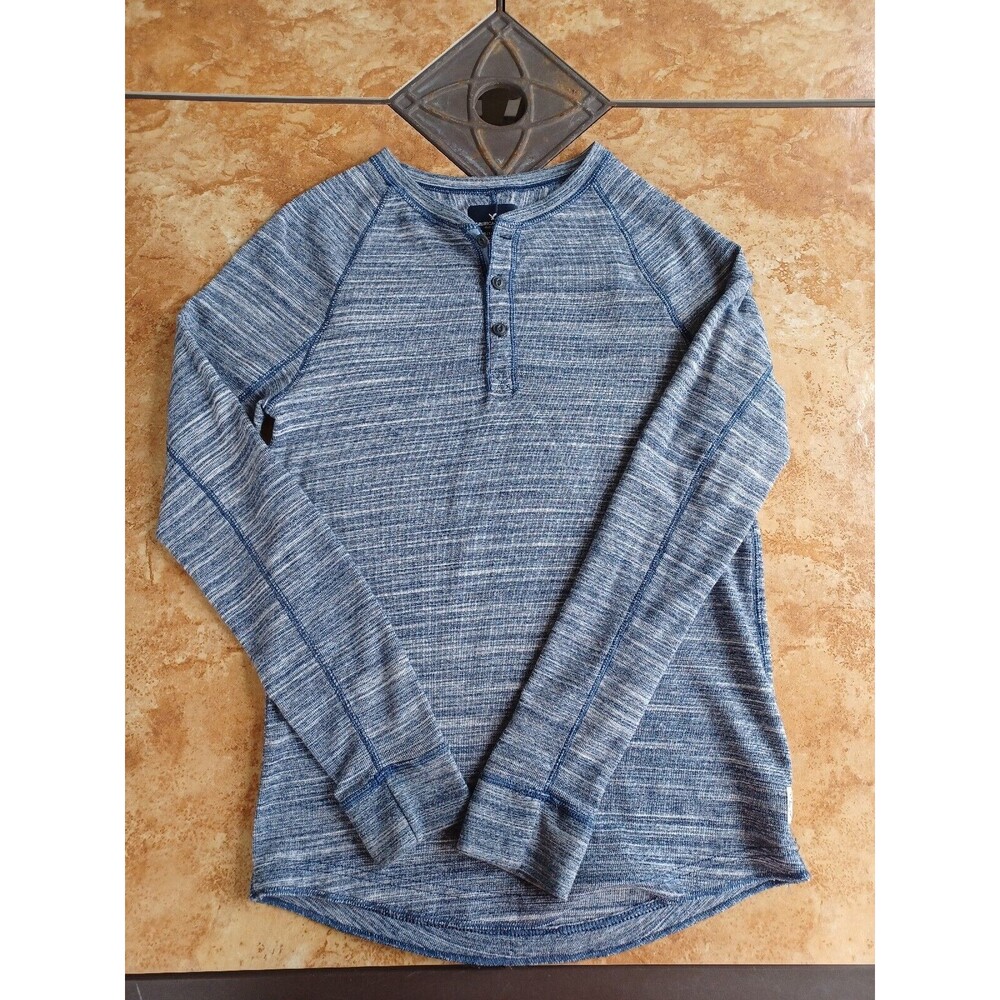 American Eagle Outfitters Women's Long Sleeved t-shirt. Size XS